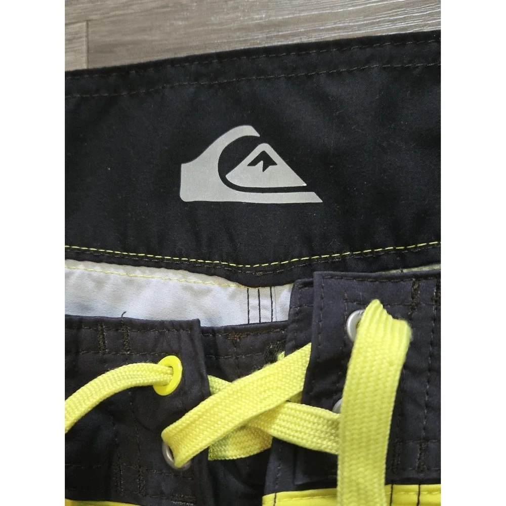 Quick Silver quiksilver board